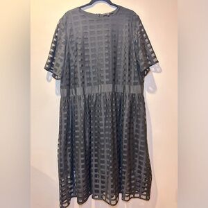 Black Geometric Grid‎ Print Short Sleeve Knee Length Dress Plus Size 26